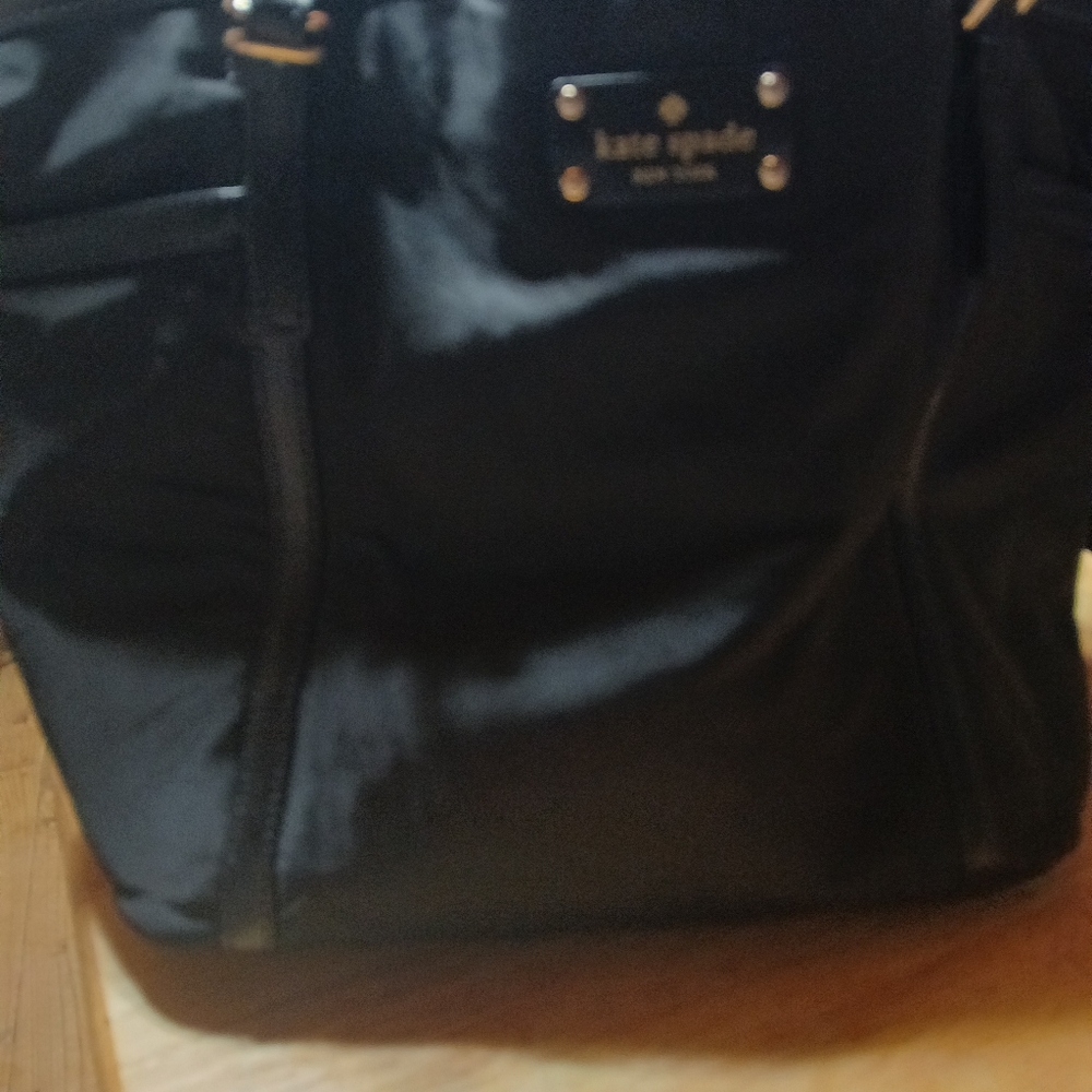 BRANDNEW KATE SPADE PURSE - Picture 1 of 16